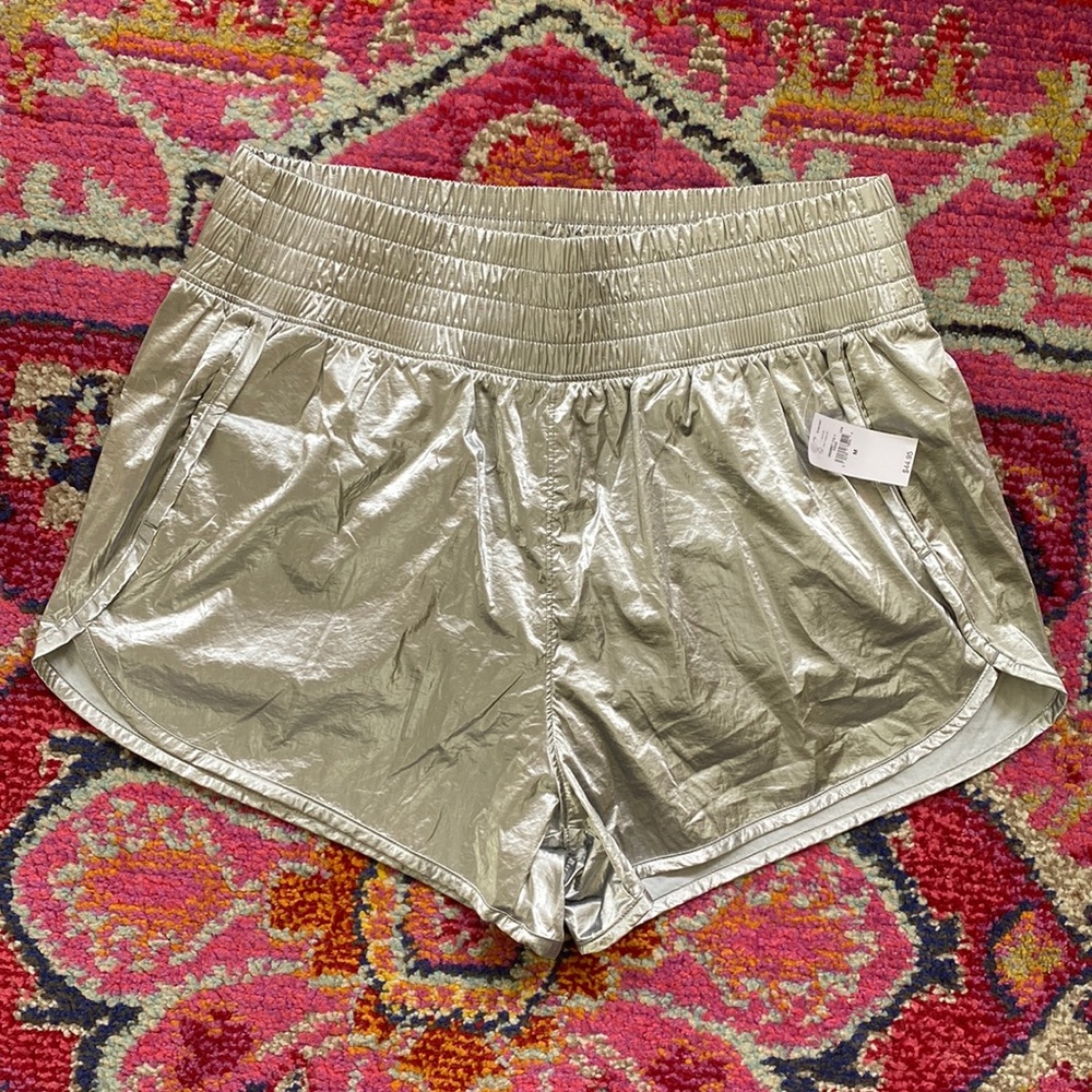 Gap Fit Silver Athletic Short- NWT Size M